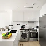 Vayk - Beautiful 1Br Retreat In Binghatti Corner