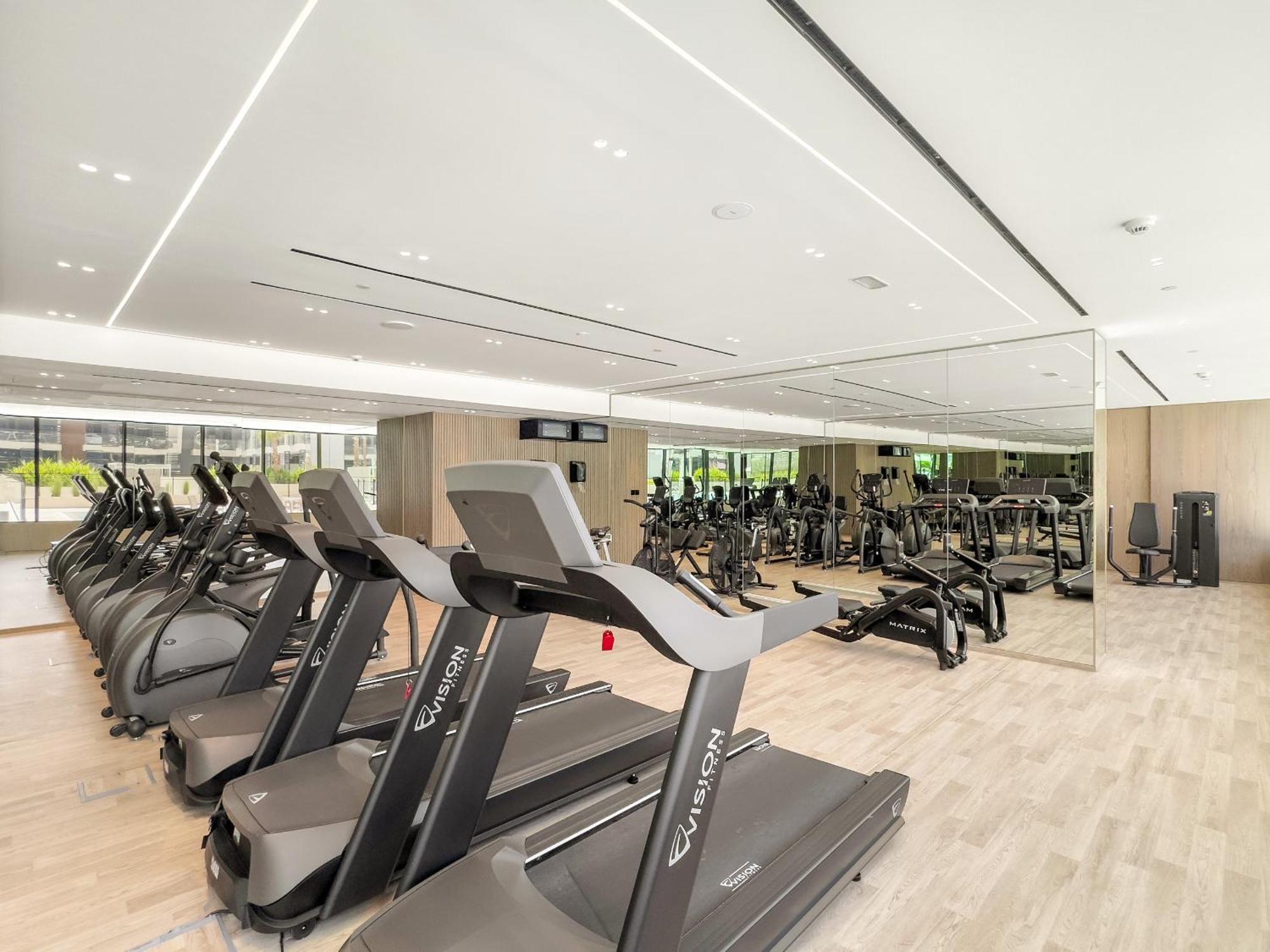Vayk - Beautiful 1bd Retreat In Binghatti Corner